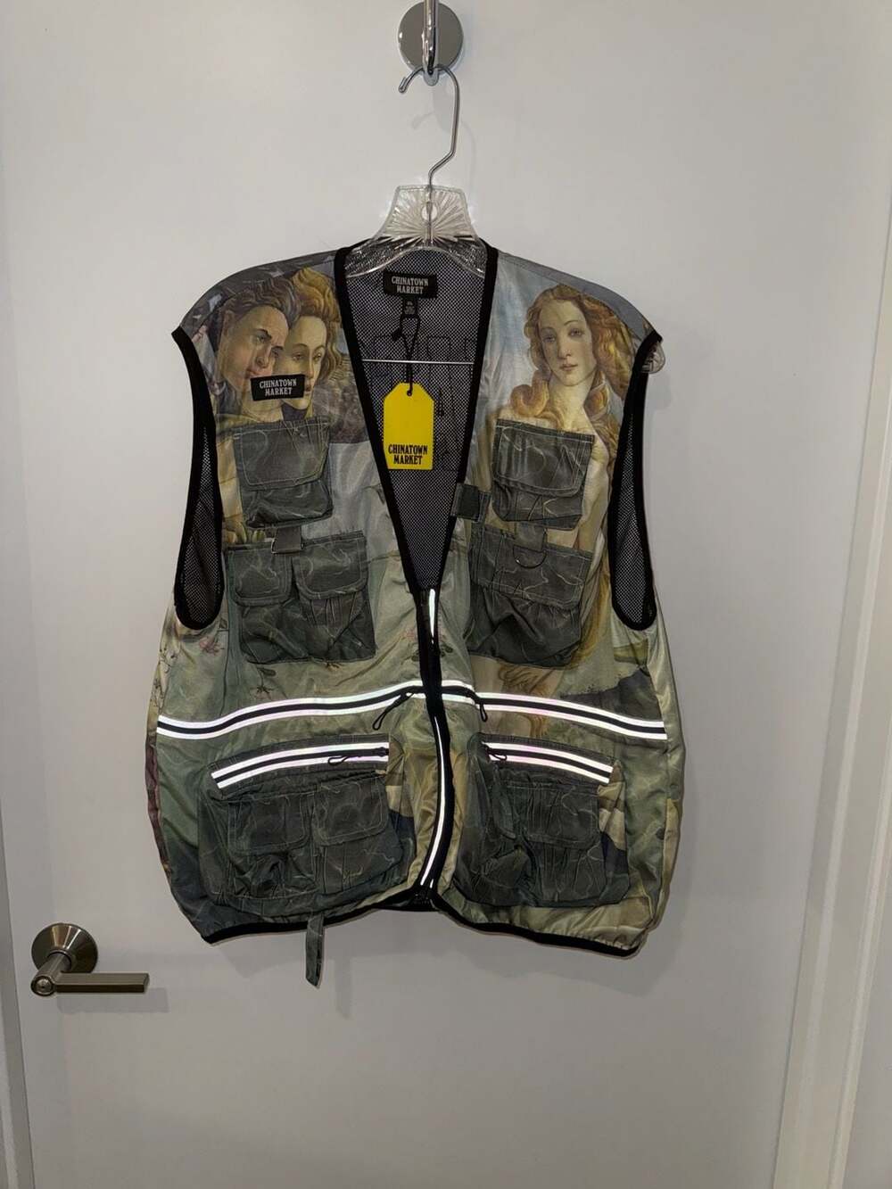 Chinatown Market Birth of Venus Mosaic Arc Utility Vest XL